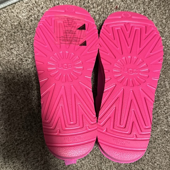 UGG Ultra Mini boots *Carnation size 8 NEW - Picture 7 of 8